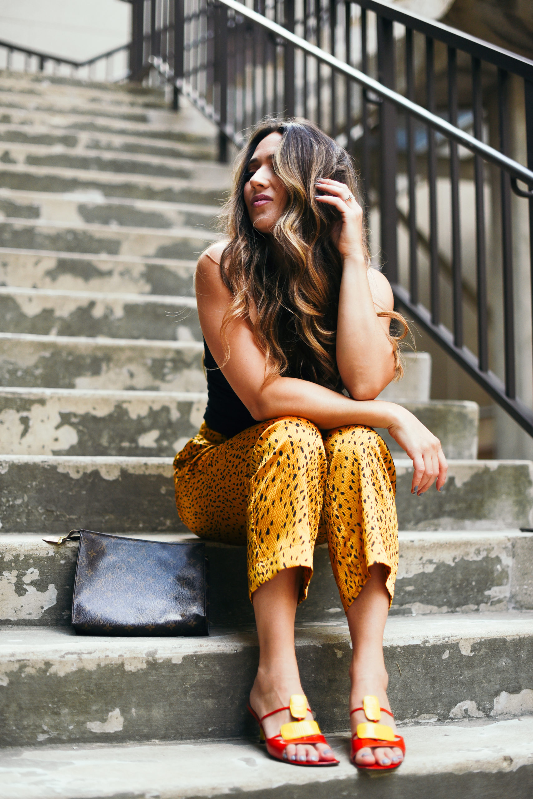 end-of-summer-outfit-silky-cheetah-pants-tube-top-streetstyle-fun-colors-girl-fashion