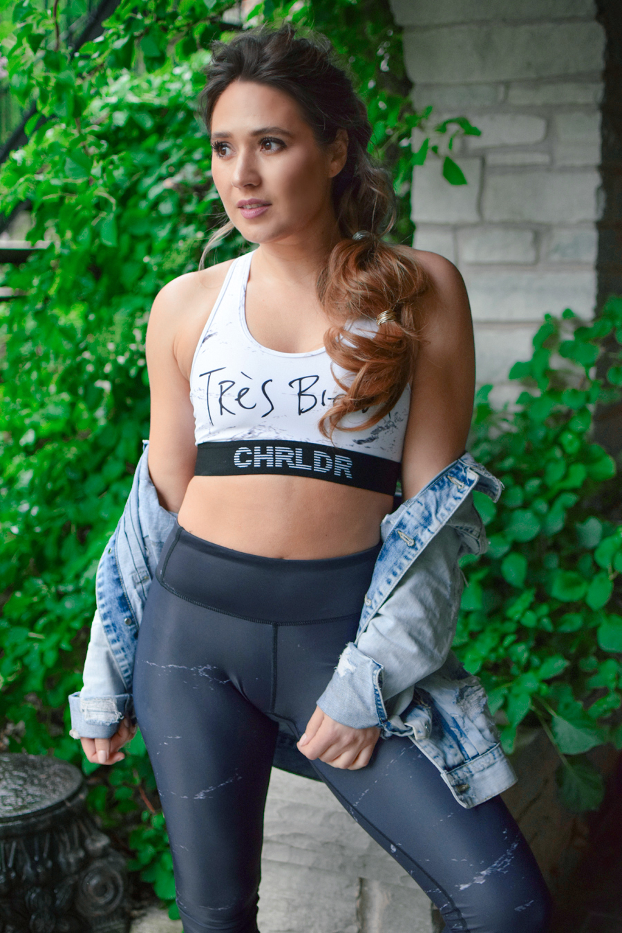 chrldr-sports-bra-tres-bien