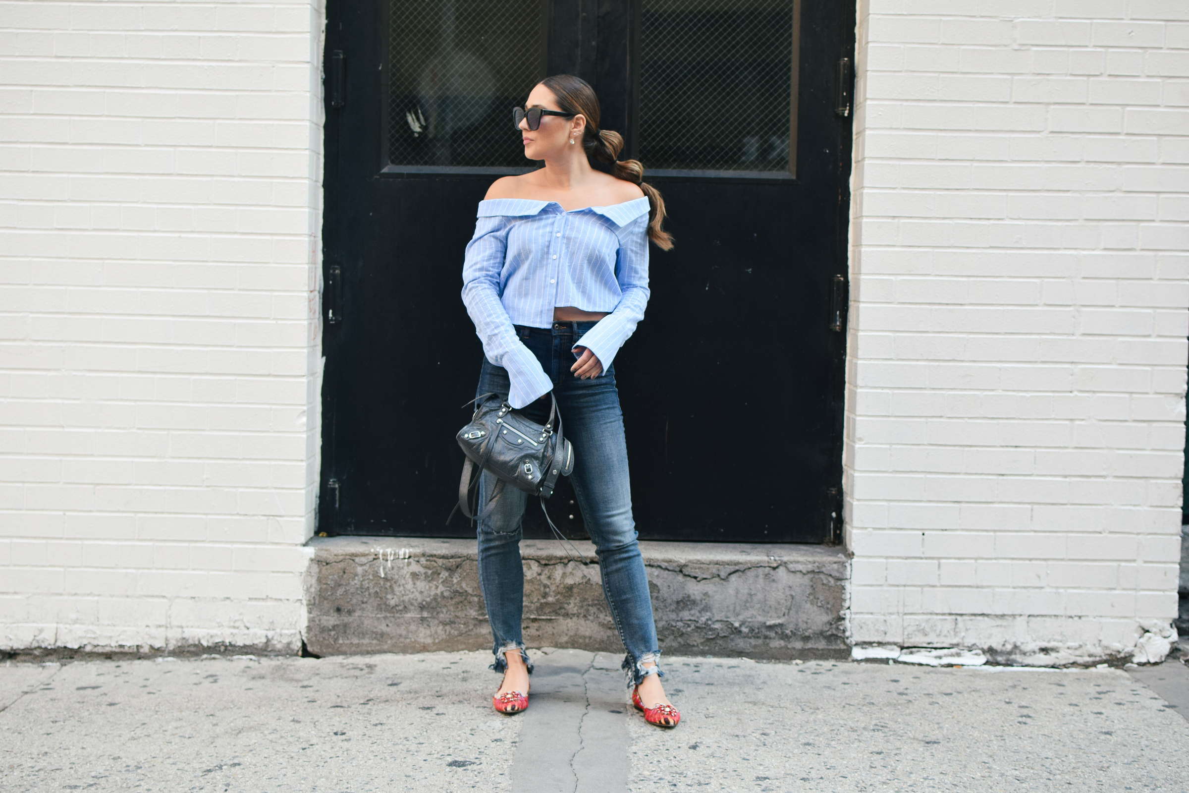 tobi-off-shoulder-striped-top-jeans-casual-outfit