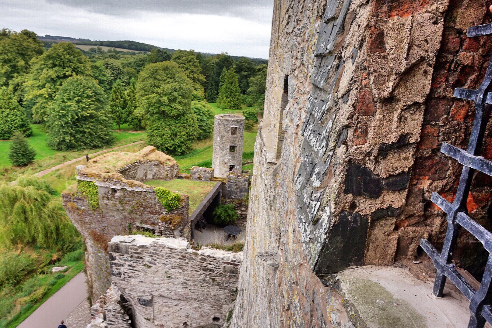 blarney-castle-ireland-top-of-castle