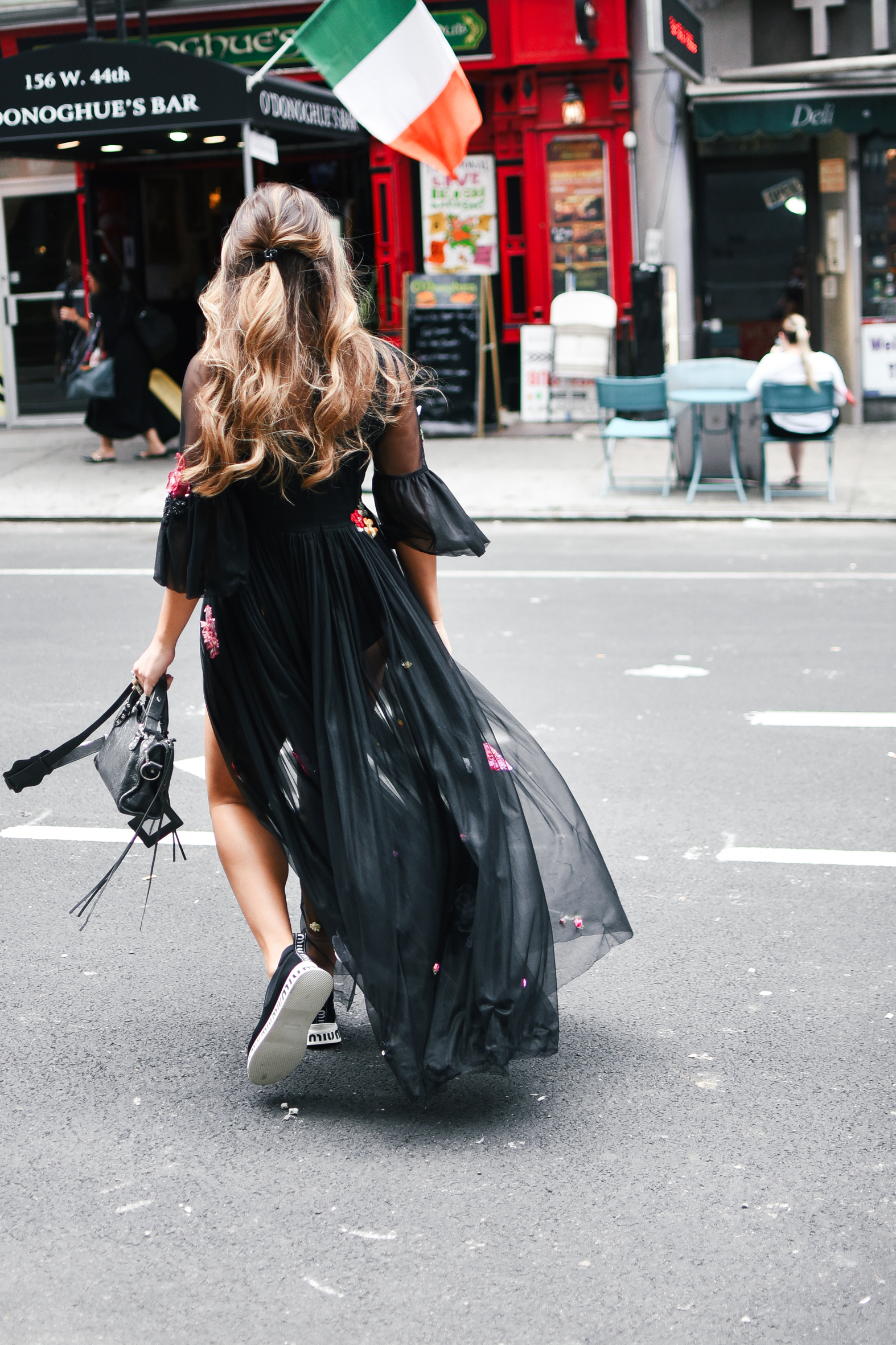 new-york-fashion-week-nyfw-street-style-looks-outfits-runway