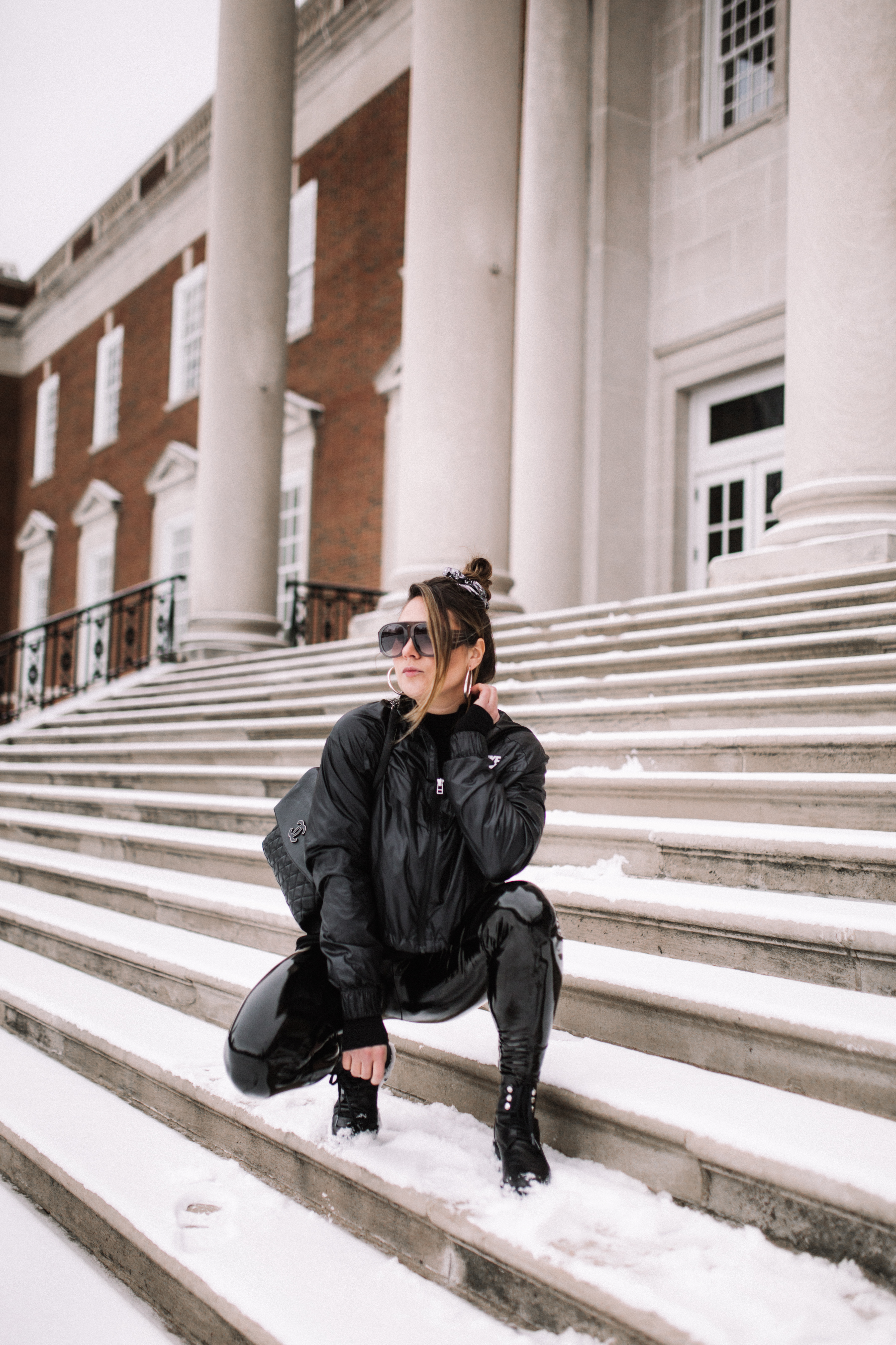 cool-girl-nike-outfit-commando-patenet-leather-legging-combat-boot-all-black-layers-nike-windbreaker