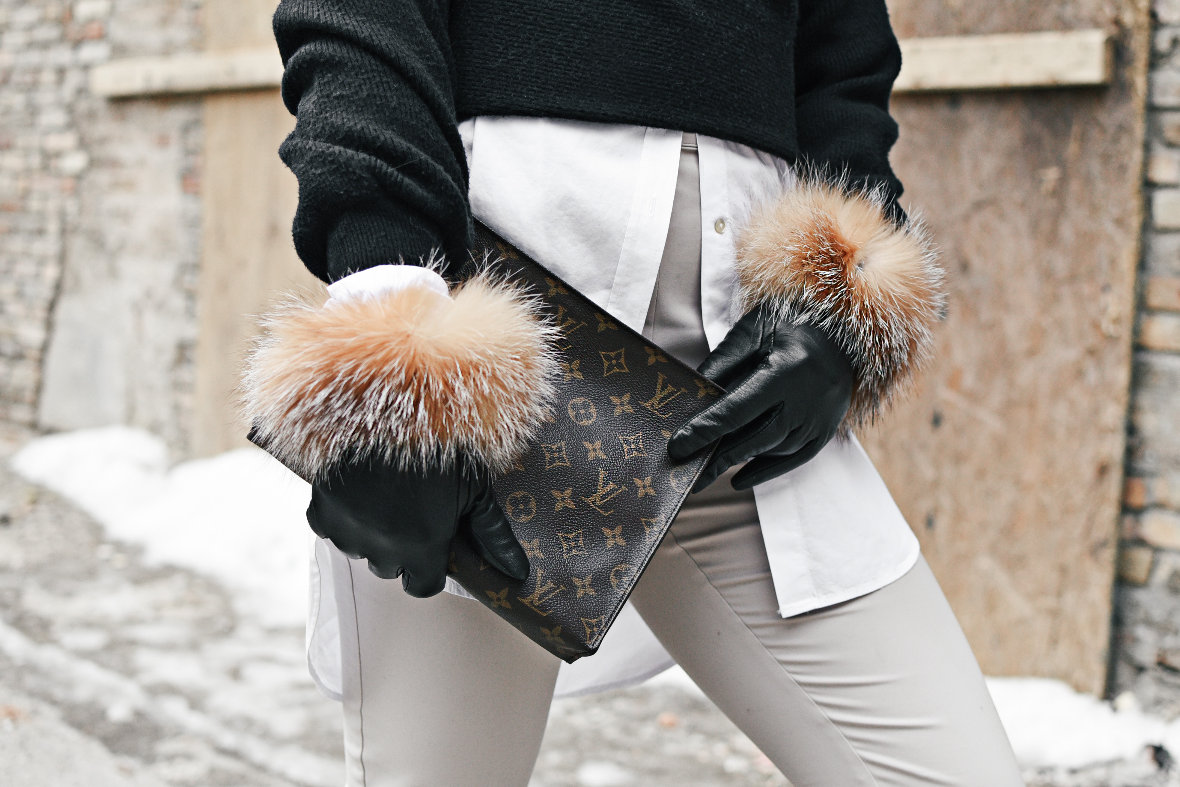 ralph-lauren-look-high-riding-boot-fur-trim-leather-gloves-equestrian-style