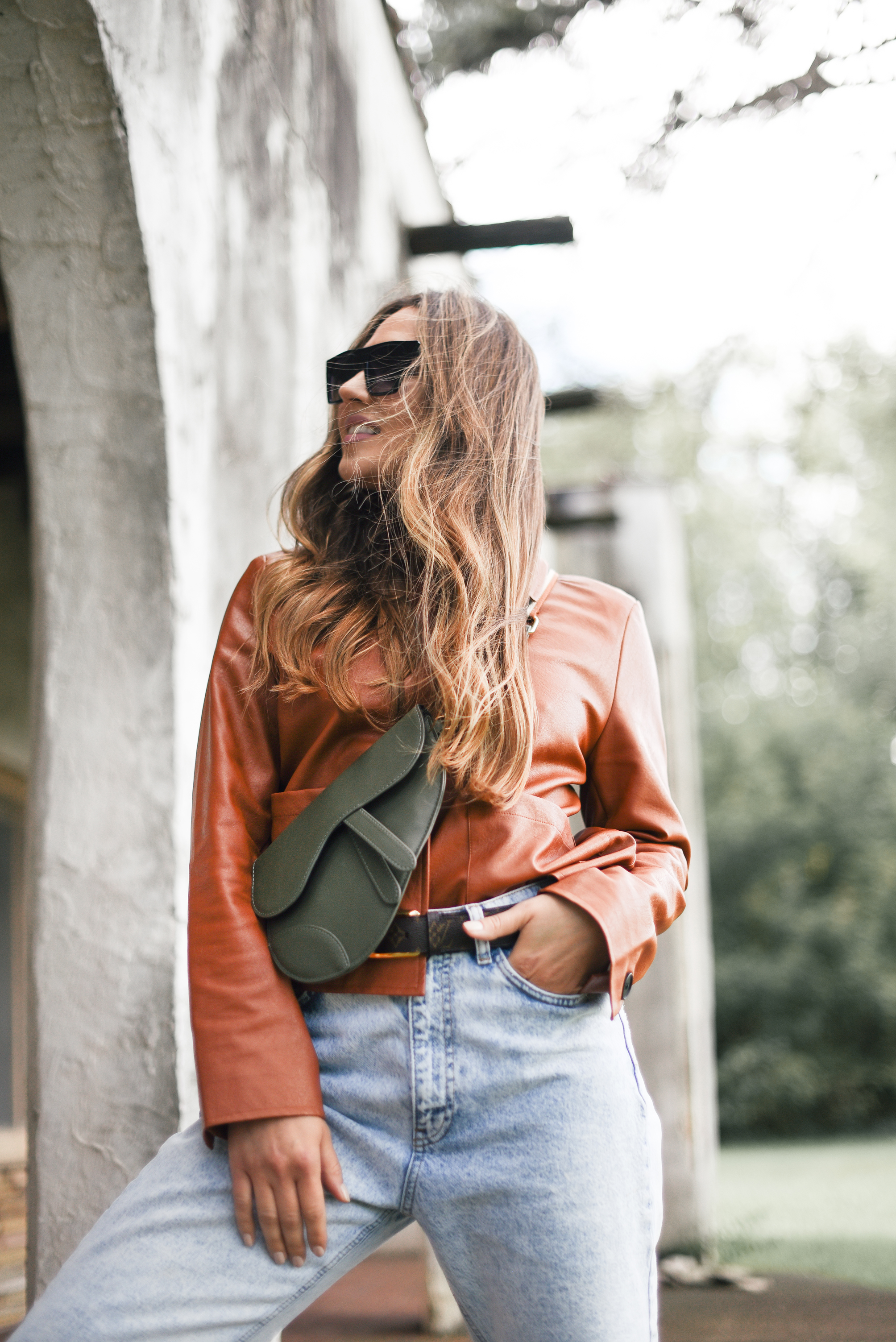 brown-leather-jacket-light-denim-dior-saddle-bag-louis-vuitton-belt-white-bootie-fall-fashion-western-street-style-vibe