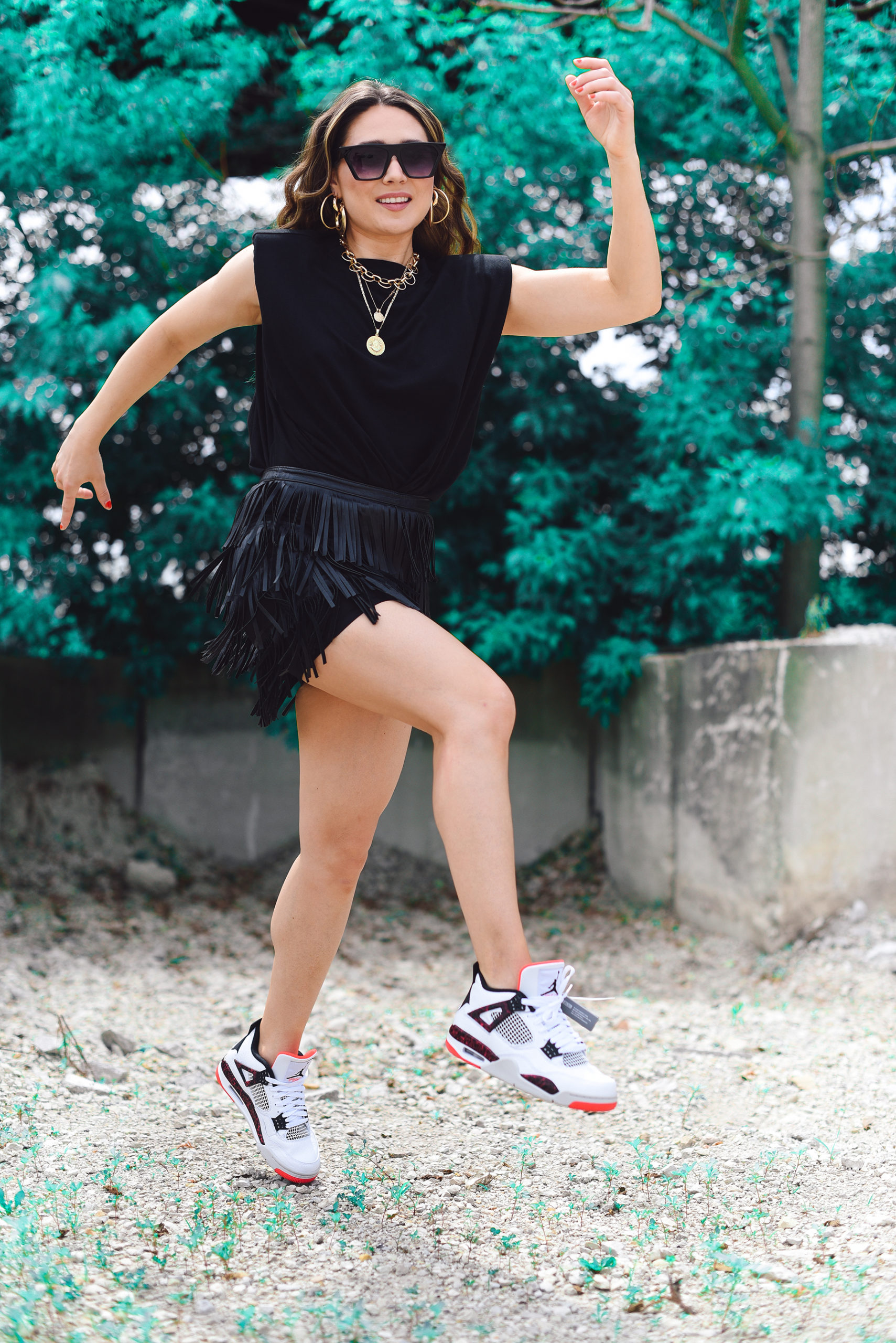 air-jordan-nike-high-fashion-street-style-girl-blogger-outfit-inspo