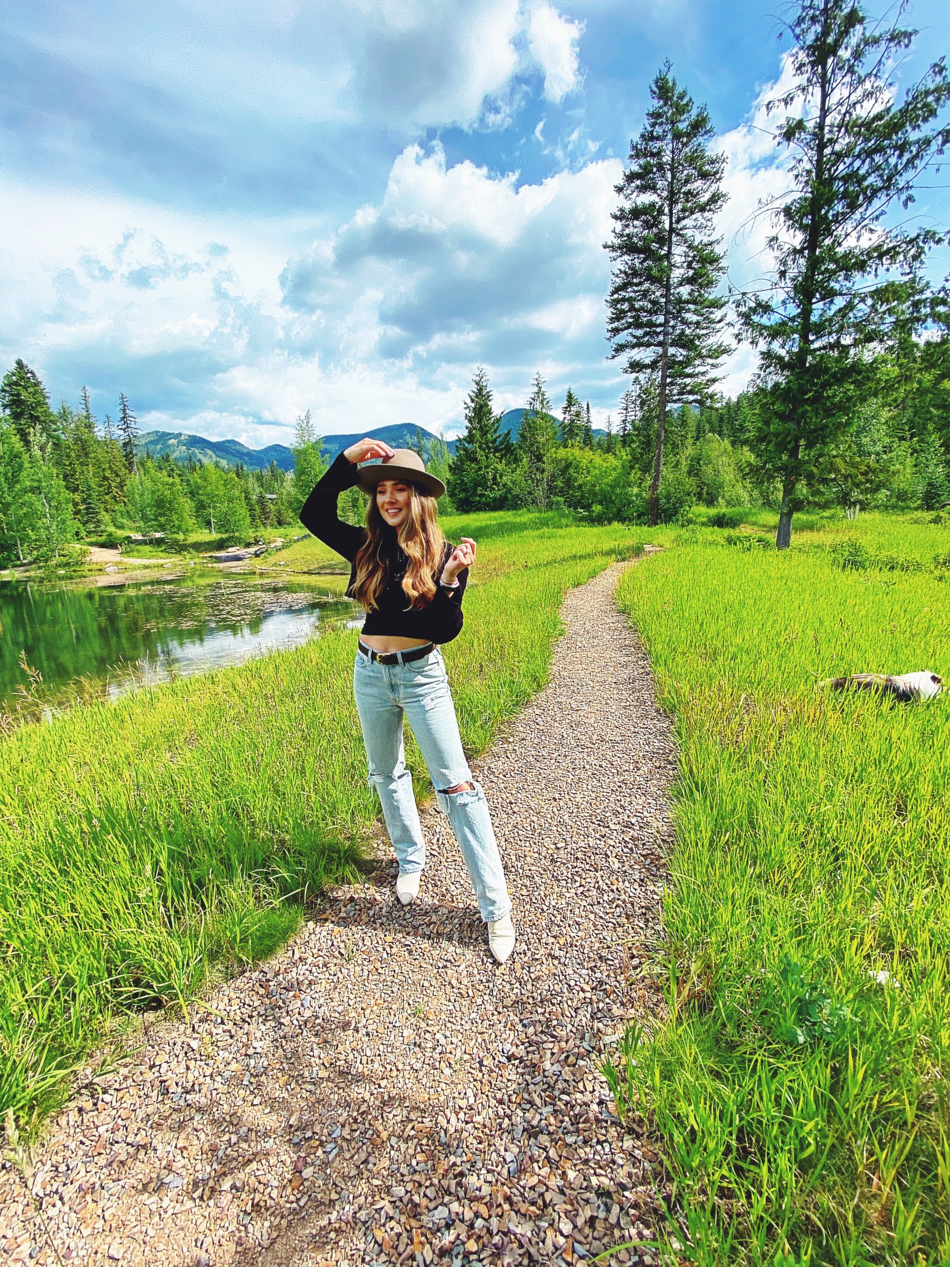 montana-glacier-mountain-avalanche-lake-boy-girl-engagement-nature-beautiful