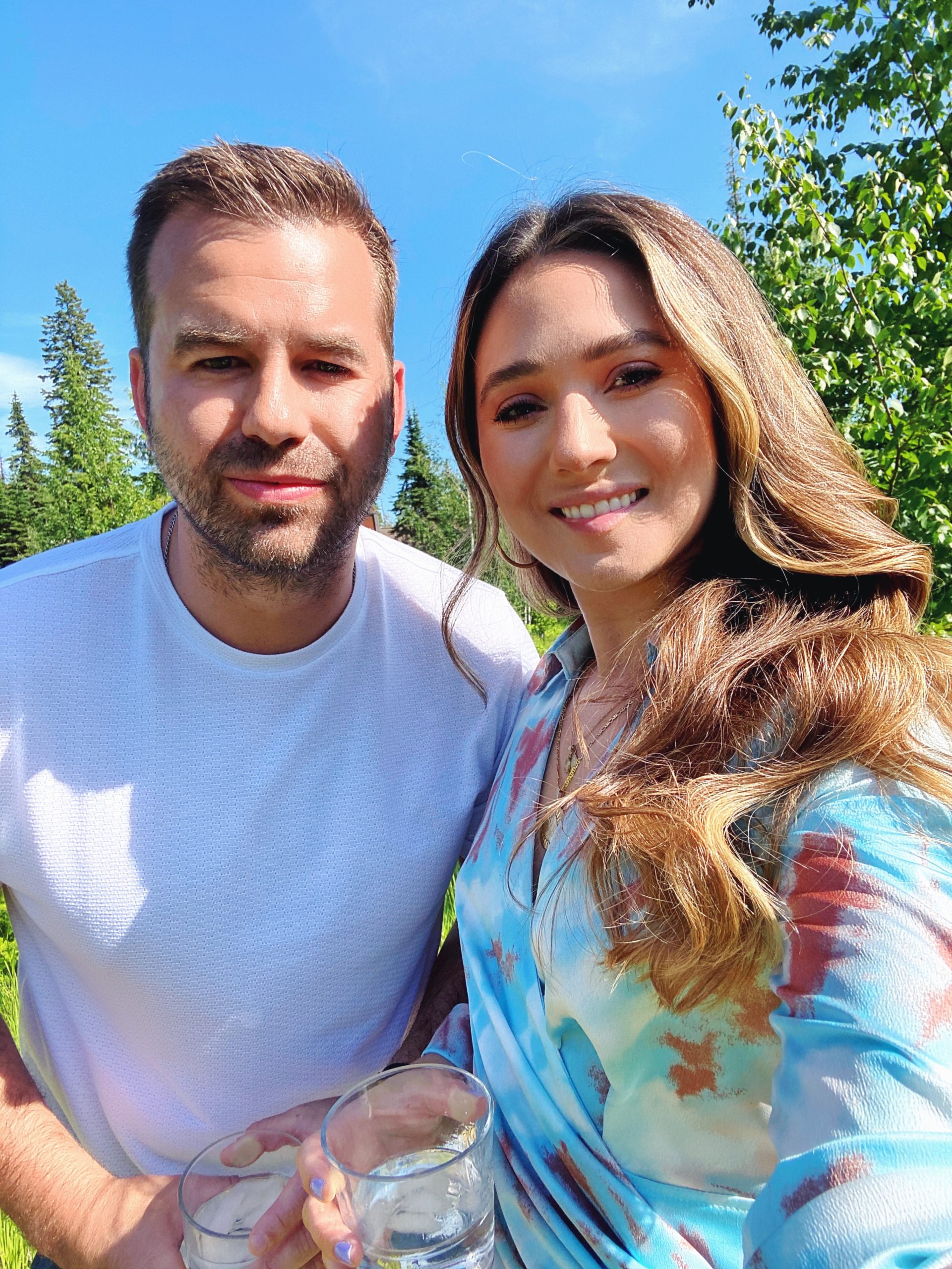 montana-glacier-mountain-avalanche-lake-boy-girl-engagement-nature-beautiful