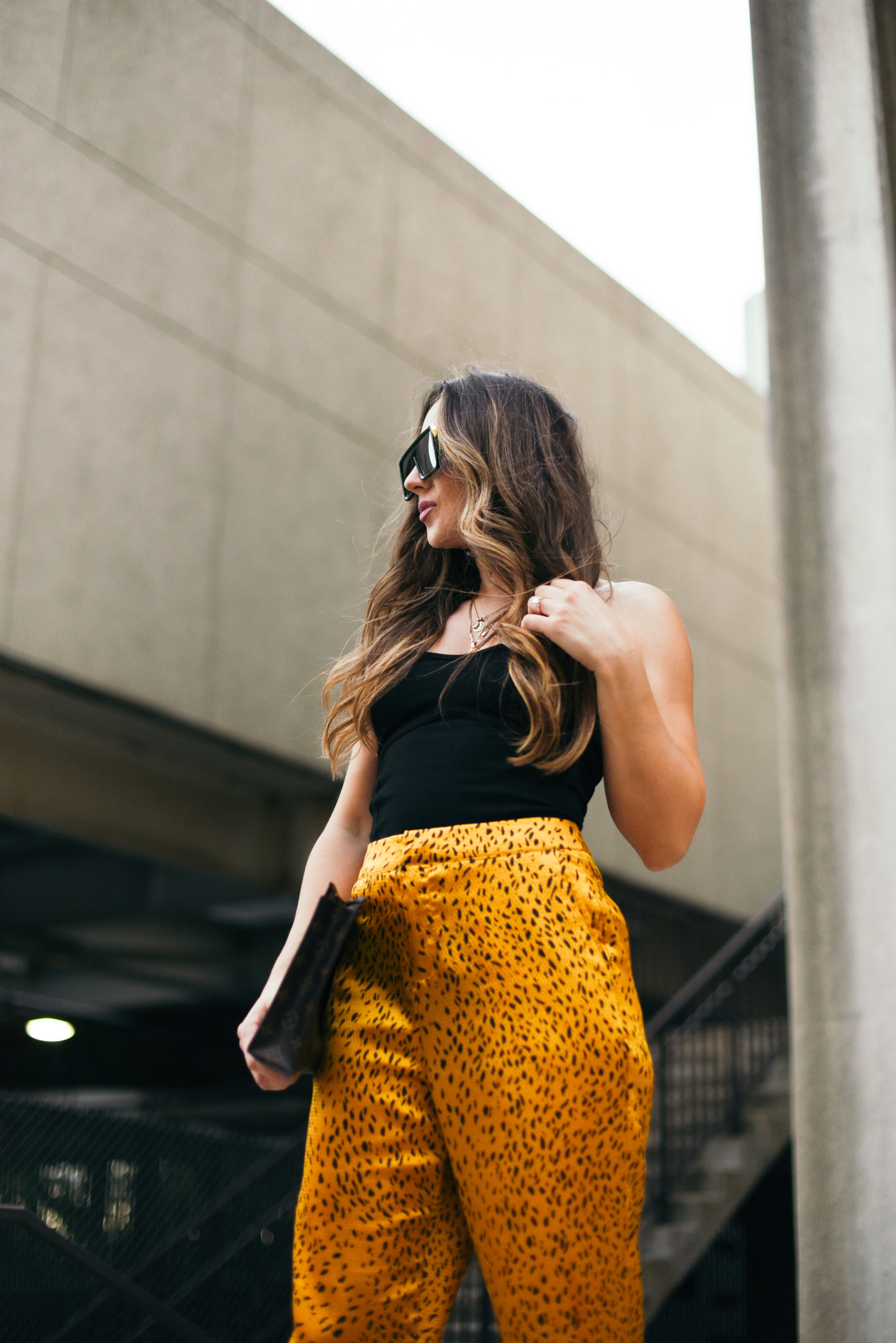 end-of-summer-outfit-silky-cheetah-pants-tube-top-streetstyle-fun-colors-girl-fashion