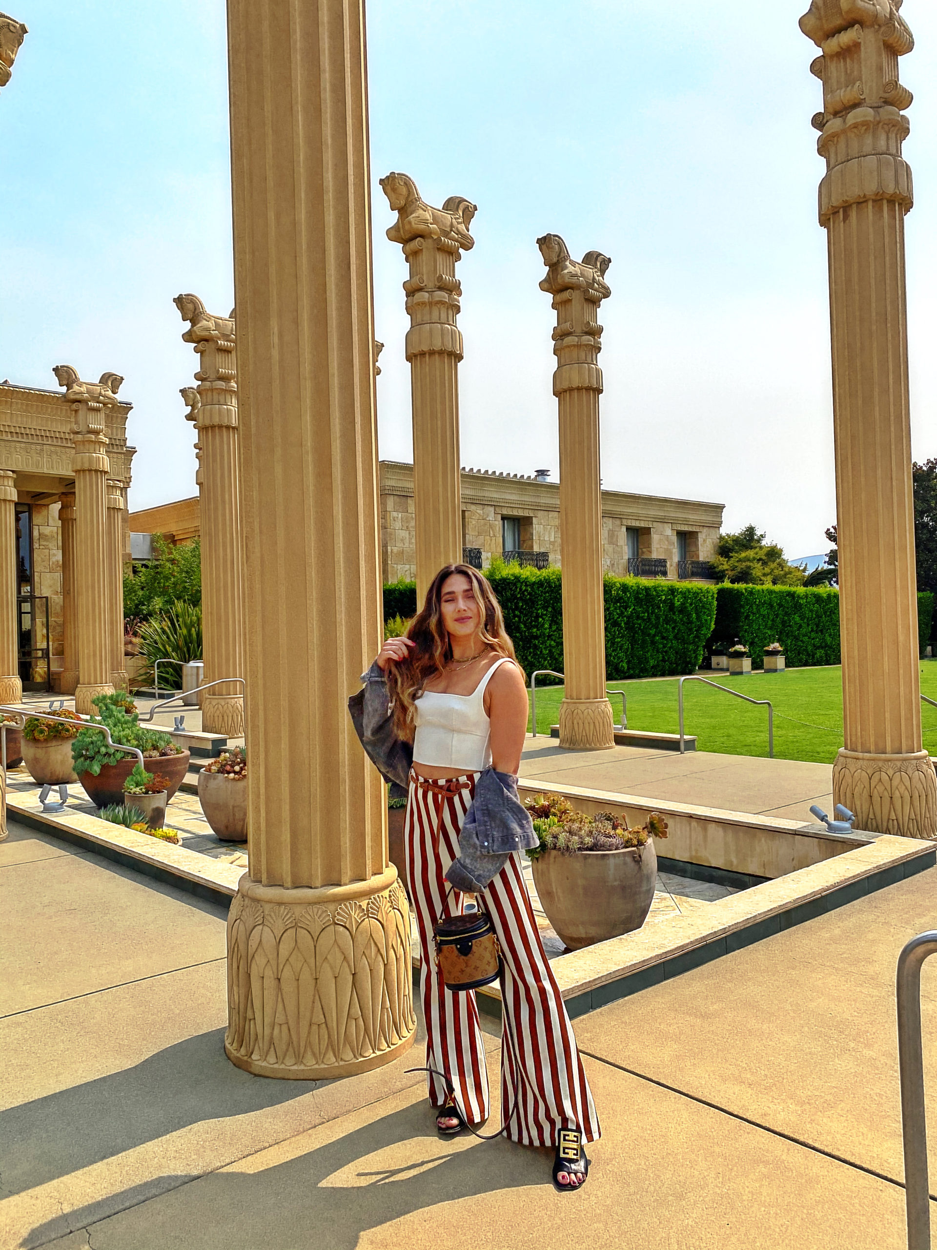 napa-valley-sonoma-wine-country-engagement-celebration-fun-outfits-wine-tasting