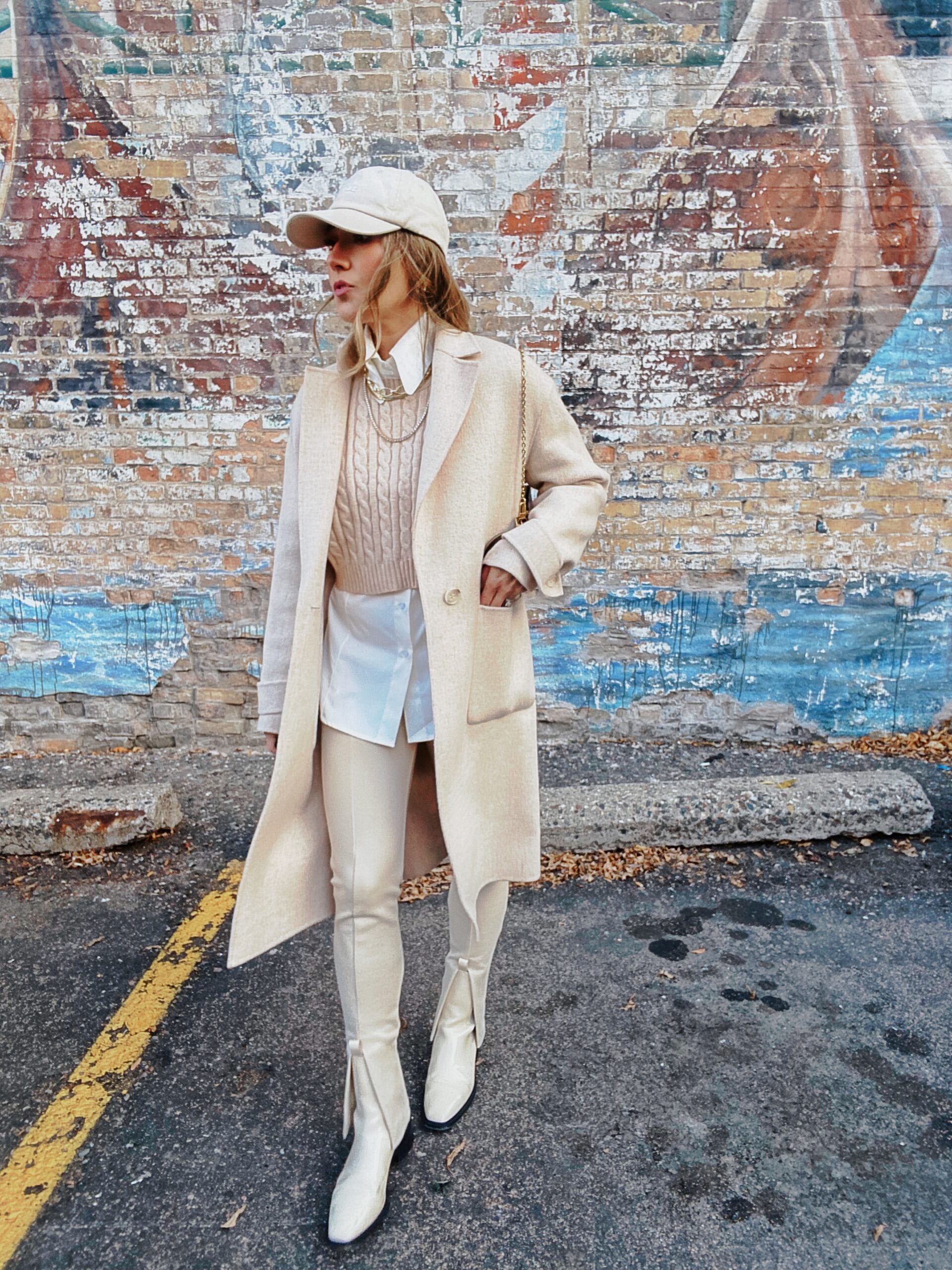 monochromatic look fall fashion trends street style